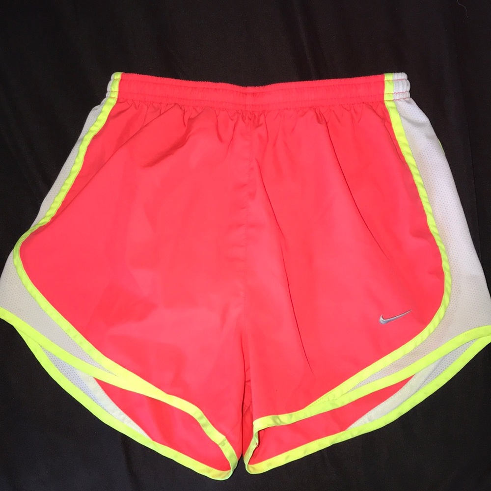 Nike tempo shorts